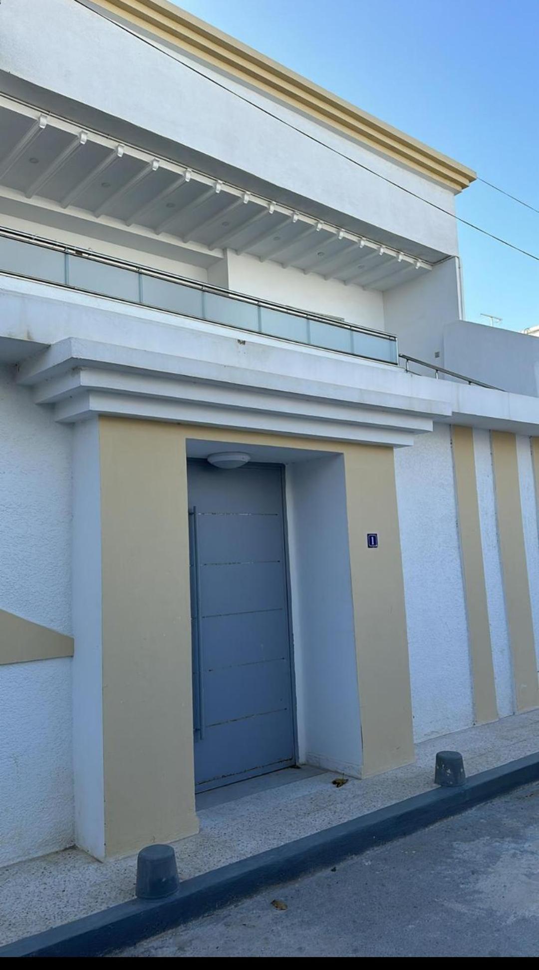 Oscar Apartment Ariana Luaran gambar